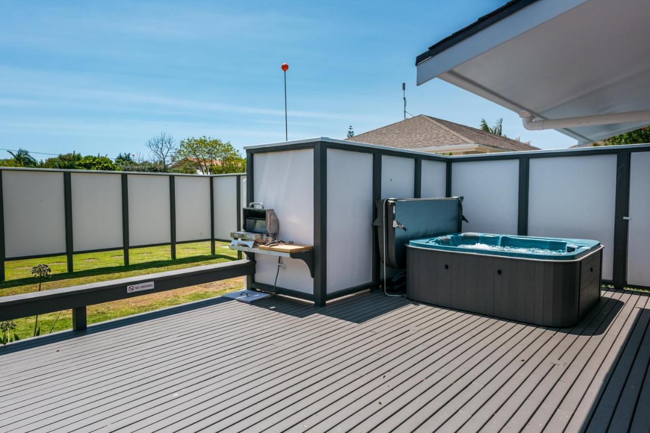 Number Six - Oneroa Holiday Home المظهر الخارجي الصورة